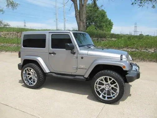 2015 Jeep Wrangler Sahara 4WD photo