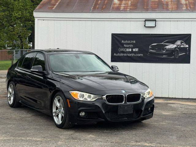 2015 BMW 3 Series 328i RWD photo