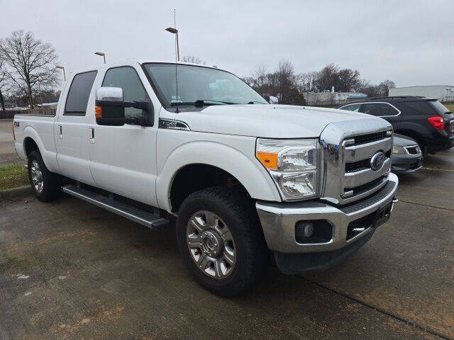 2015 Ford F-250 Super Duty Lariat 4WD photo