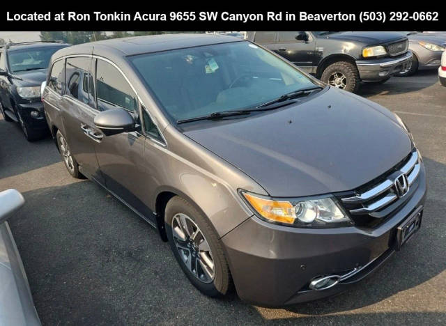 2015 Honda Odyssey Touring FWD photo
