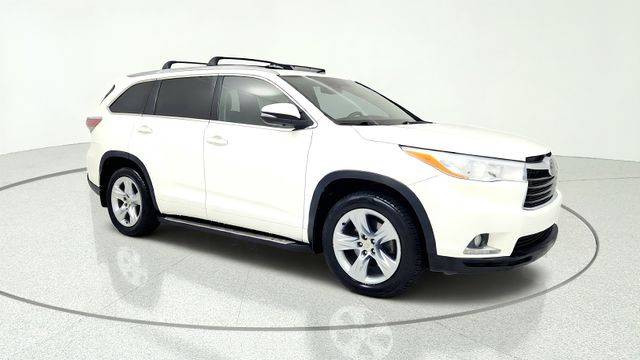 2015 Toyota Highlander Limited Platinum FWD photo