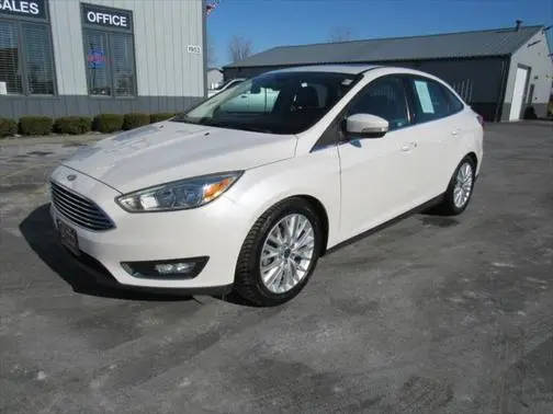 2015 Ford Focus Titanium FWD photo