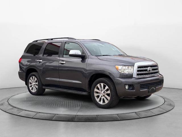 2015 Toyota Sequoia Limited 4WD photo