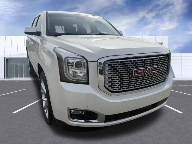2015 GMC Yukon Denali 4WD photo