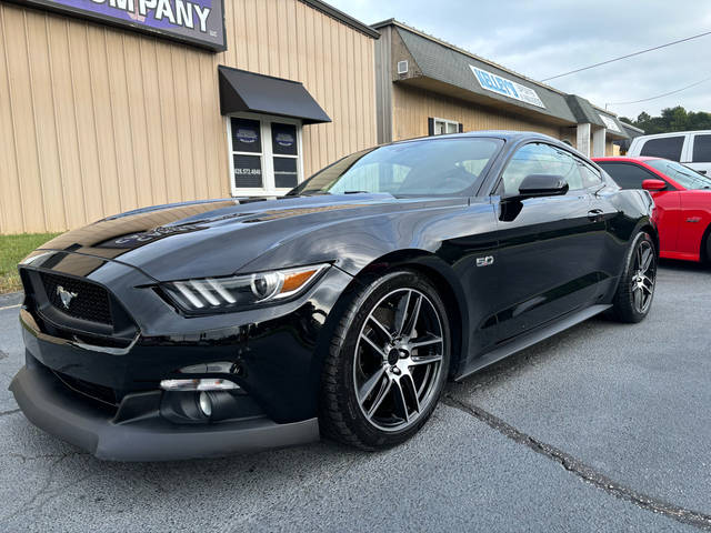 2015 Ford Mustang GT RWD photo