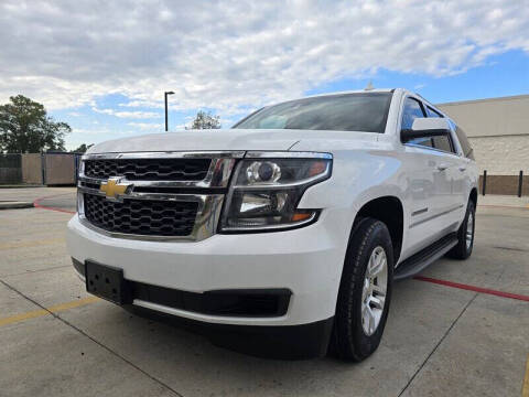 2015 Chevrolet Suburban LT 4WD photo