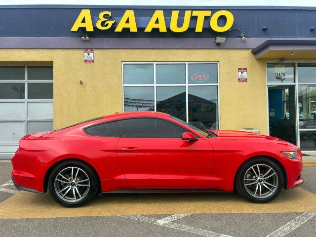 2015 Ford Mustang EcoBoost Premium RWD photo