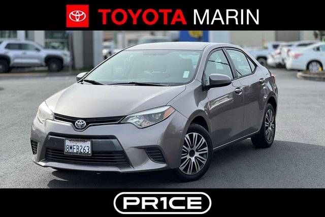 2015 Toyota Corolla LE FWD photo
