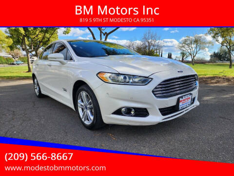 2016 Ford Fusion Energi Titanium FWD photo