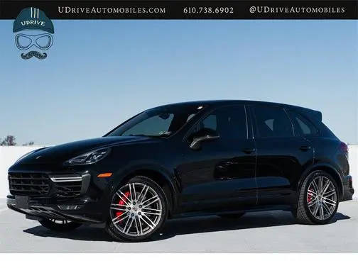 2016 Porsche Cayenne GTS AWD photo