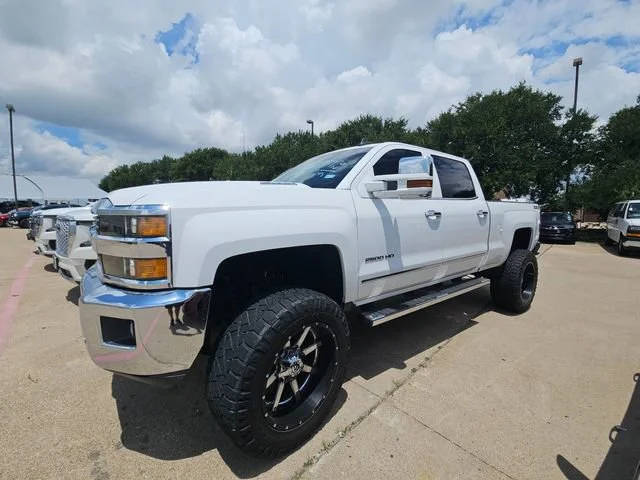 2015 Chevrolet Silverado 2500HD LTZ 4WD photo