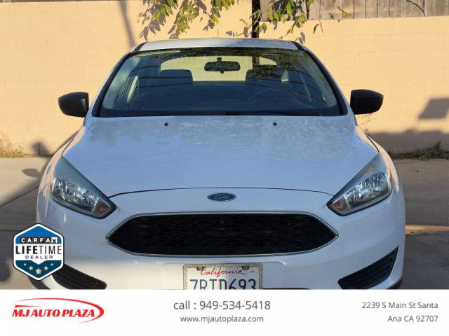 2015 Ford Focus S FWD photo