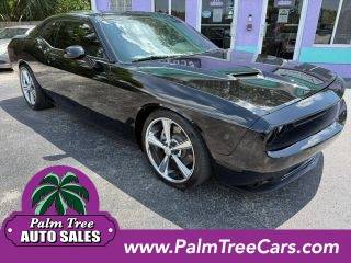 2015 Dodge Challenger R/T Plus RWD photo