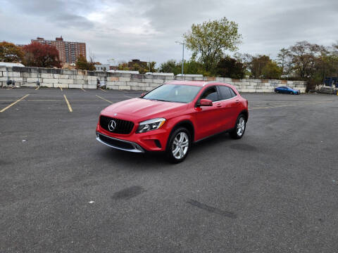 2015 Mercedes-Benz GLA-Class GLA 250 FWD photo
