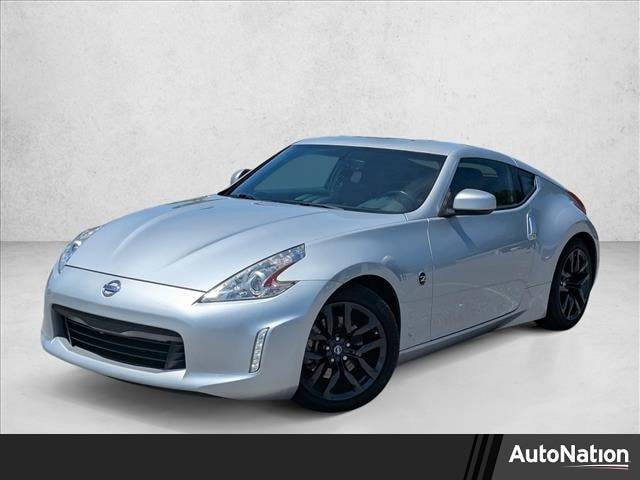 2016 Nissan 370Z  RWD photo