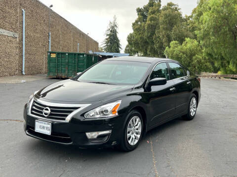 2015 Nissan Altima 2.5 S FWD photo