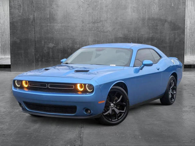 2015 Dodge Challenger SXT Plus RWD photo