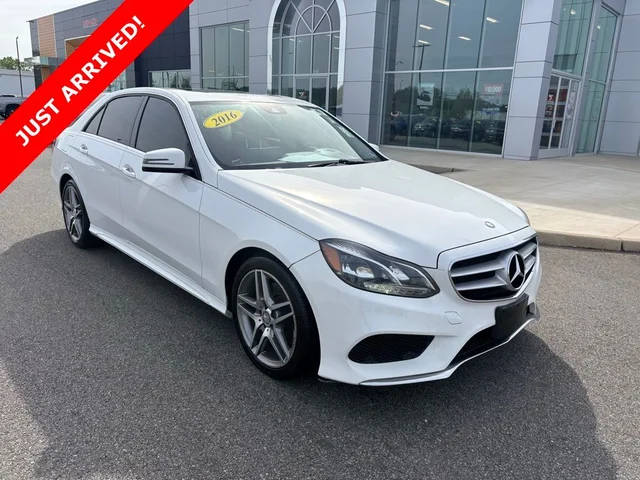 2016 Mercedes-Benz E-Class E 350 Sport AWD photo