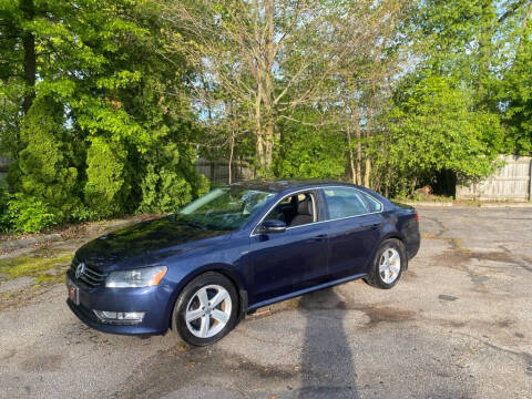 2015 Volkswagen Passat 1.8T Wolfsburg Ed FWD photo