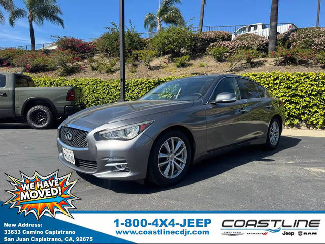 2015 Infiniti Q50  RWD photo
