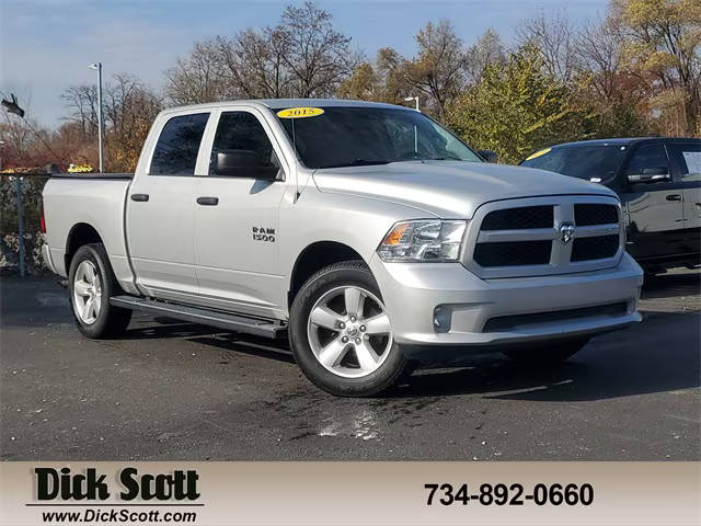 2015 Ram 1500 Express 4WD photo