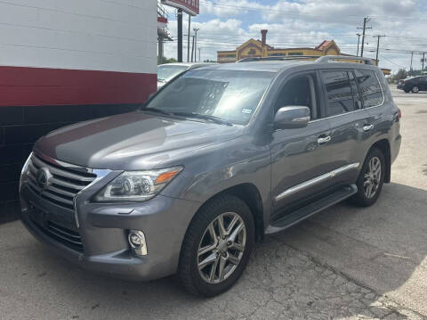 2015 Lexus LX 4WD photo