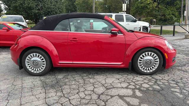 2015 Volkswagen Beetle 1.8T FWD photo