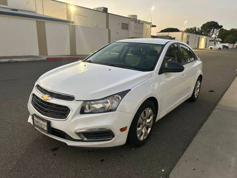 2015 Chevrolet Cruze LS FWD photo