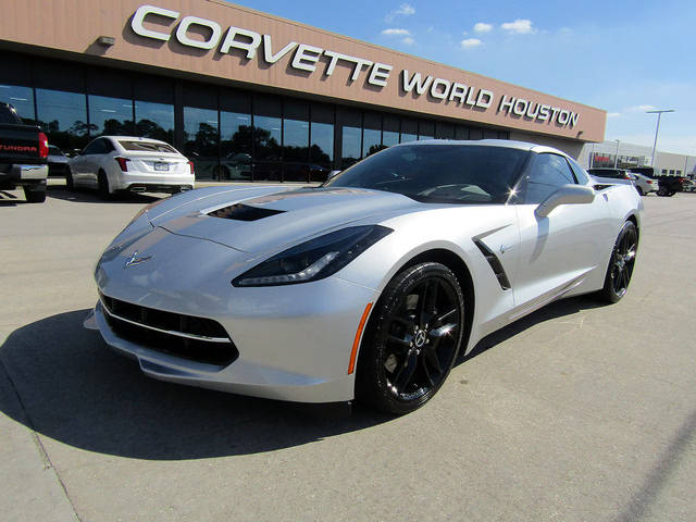 2015 Chevrolet Corvette Z51 3LT RWD photo