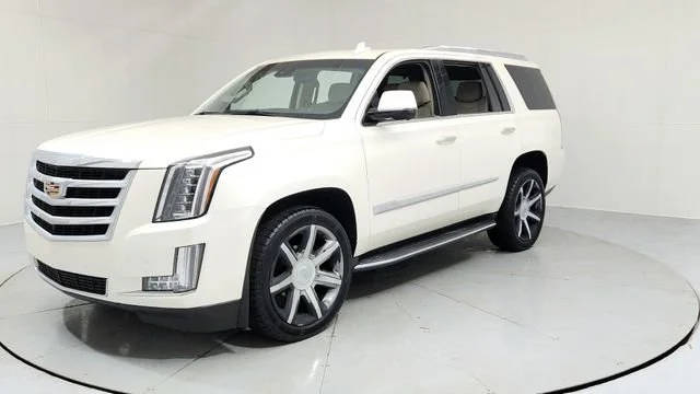 2015 Cadillac Escalade Luxury 4WD photo