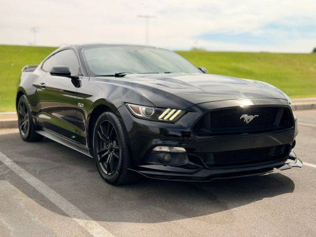 2015 Ford Mustang GT RWD photo