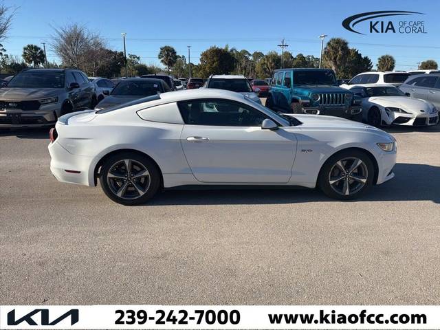 2015 Ford Mustang GT RWD photo