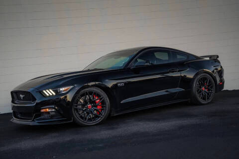 2015 Ford Mustang GT RWD photo