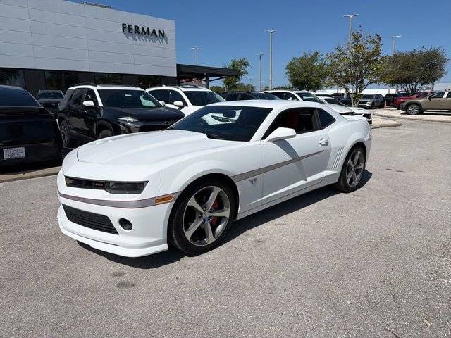 2015 Chevrolet Camaro LT RWD photo