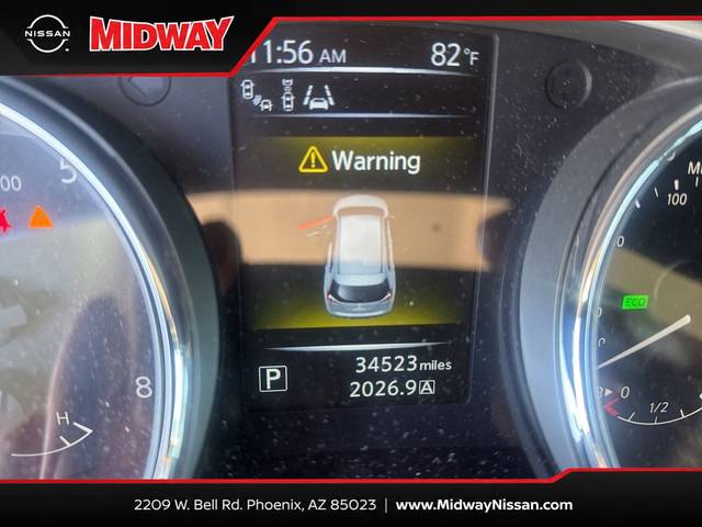 2015 Nissan Rogue SL FWD photo