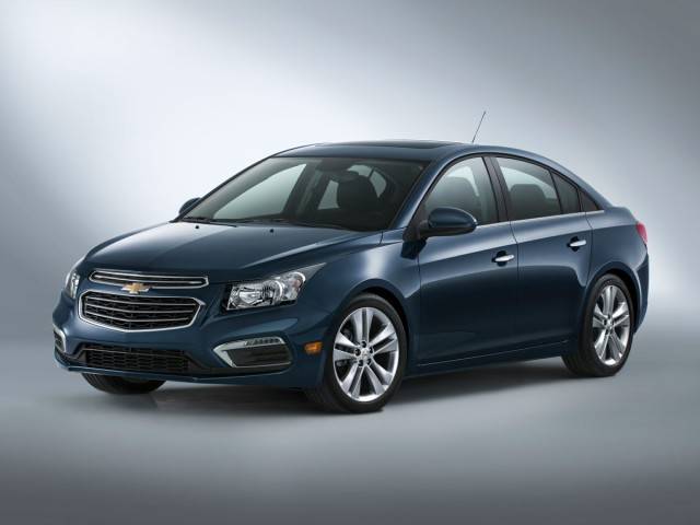 2015 Chevrolet Cruze LT FWD photo