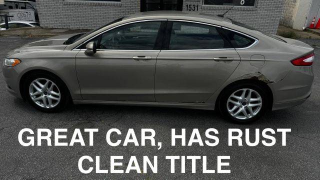 2016 Ford Fusion SE FWD photo