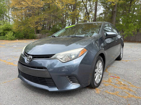 2015 Toyota Corolla FWD photo
