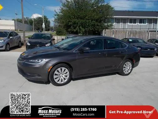 2015 Chrysler 200 LX FWD photo