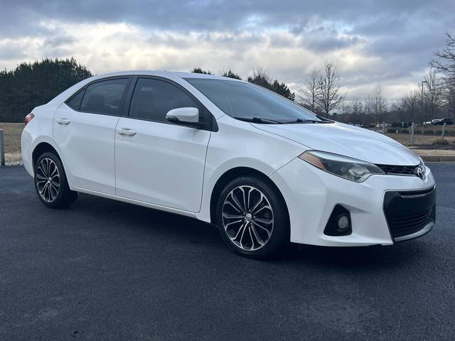 2015 Toyota Corolla S Plus FWD photo