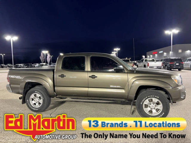 2015 Toyota Tacoma  4WD photo