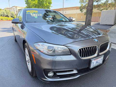 2015 BMW 5 Series 528i xDrive AWD photo