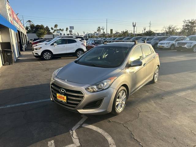2016 Hyundai Elantra GT  FWD photo