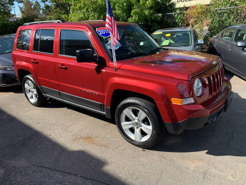 2015 Jeep Patriot Latitude 4WD photo