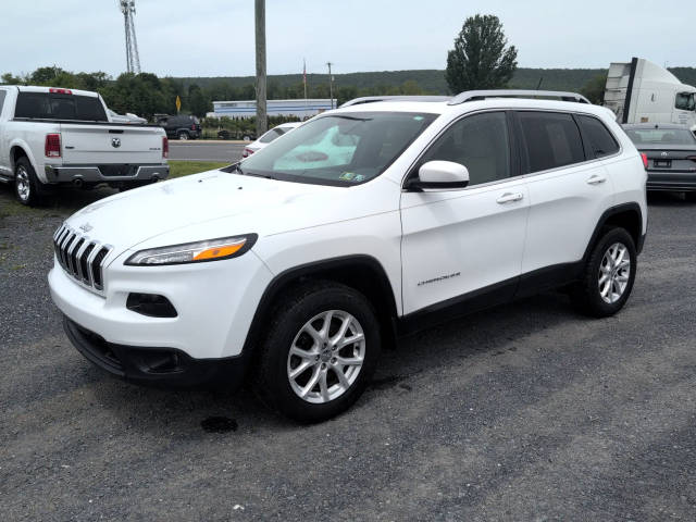2015 Jeep Cherokee Latitude 4WD photo