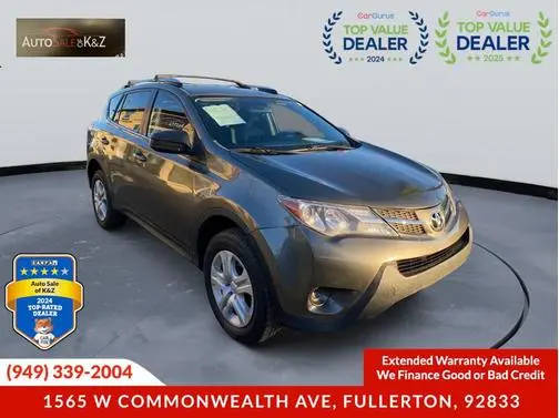 2015 Toyota RAV4 LE FWD photo