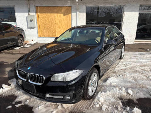 2015 BMW 5 Series 528i xDrive AWD photo