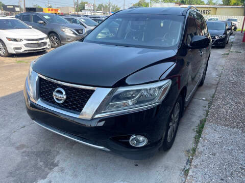2015 Nissan Pathfinder SL FWD photo