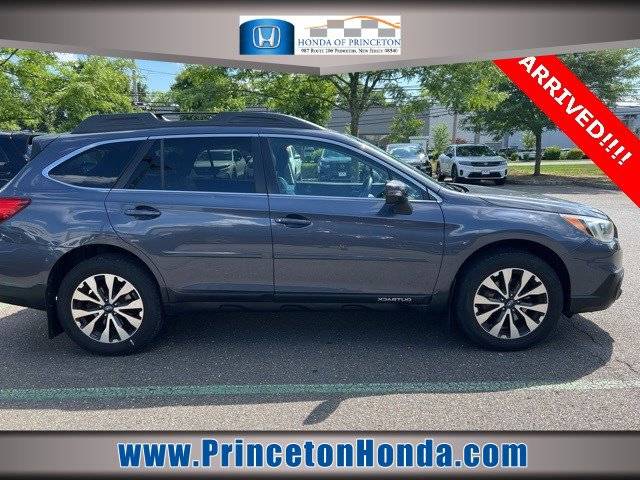 2015 Subaru Outback 3.6R Limited AWD photo