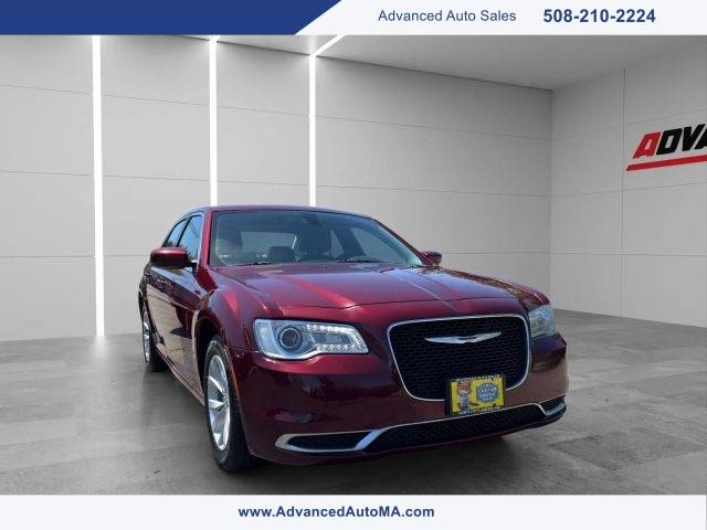 2015 Chrysler 300 Limited RWD photo